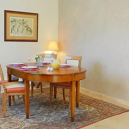 Saint-aygulf Sleeps 8 Pool Air Con Wifi Сasa de vacaciones Saint Aygulf