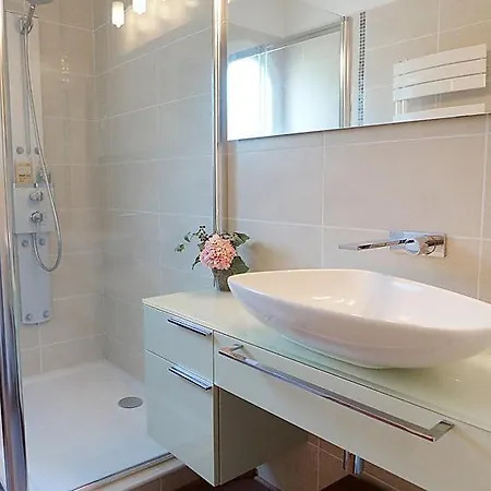 Saint-aygulf Sleeps 8 Pool Air Con Wifi * Saint Aygulf