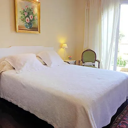 Saint-aygulf Sleeps 8 Pool Air Con Wifi Сasa de vacaciones Saint Aygulf